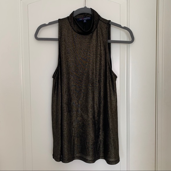 Sleeveless Gold Top - Picture 1 of 4